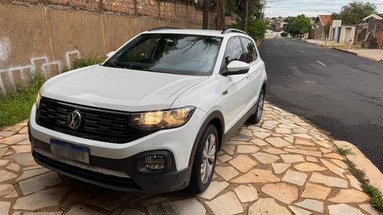 VOLKSWAGEN T-CROSS 1.0 200 TSI TOTAL FLEX COMFORTLINE AUTOMÁTICO